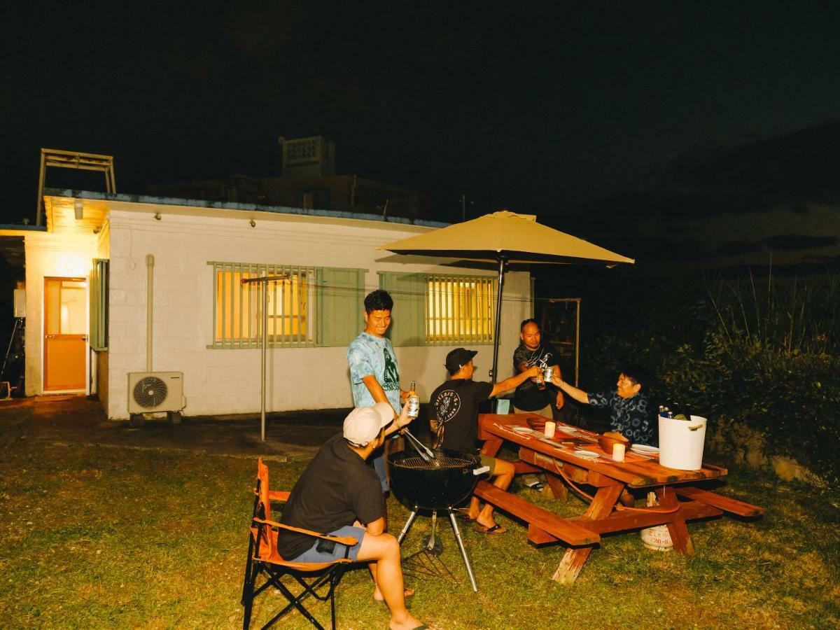 Whale Okinawa Hotel Kadena Buitenkant foto
